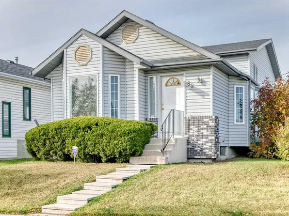 82 S Riverglen Dr SE, Calgary, AB T2C 4G3