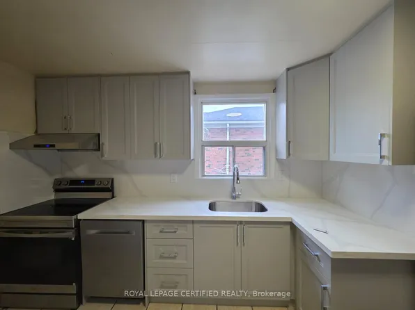 45 Huntington Ave, Toronto, ON M1K 4K9