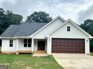 84 Brickyard Rd, Comer, GA 30629