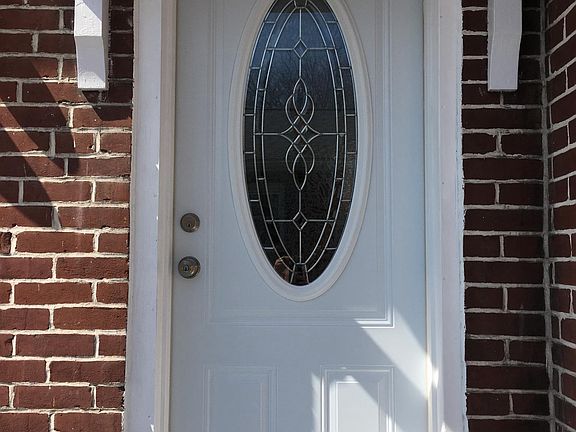 3rd image of 423 Delaware Ave APT 2