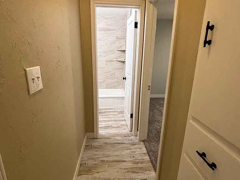 1120 Sandra Dr — Photo 7
