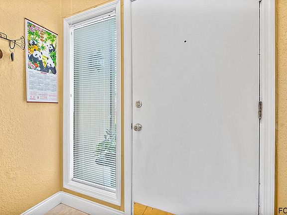 2nd image of 10 Pine Hurst Pl #10