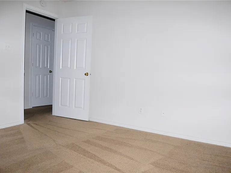 2339 Pronghorn Ln — Photo 6