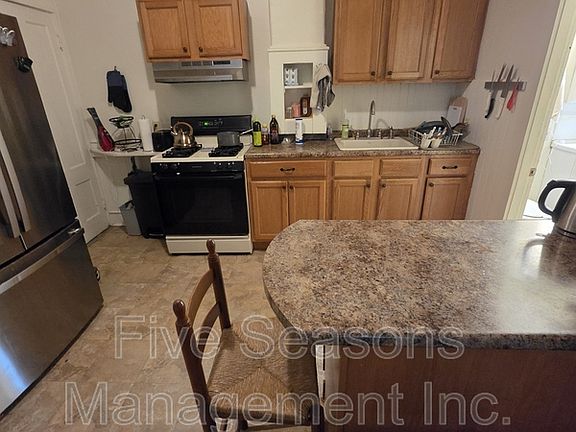 5th image of 58-60 Loomis St