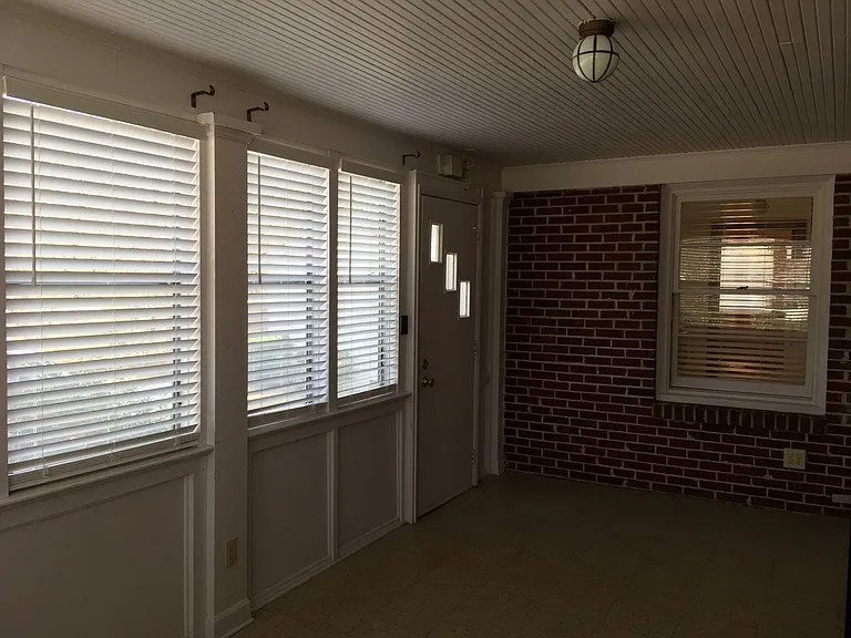 603 N McNair St — Photo 2