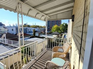 21-22 28th Ave #2, Astoria, NY 11102
