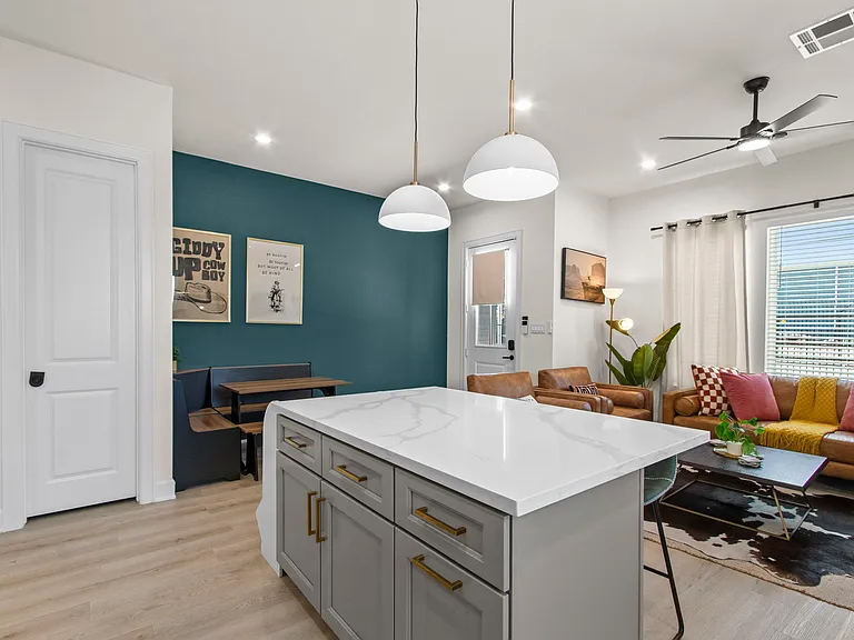 6521 Madrid St — Photo 16
