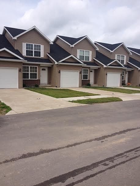 1st image of 1032 Laura Ln Unit 1