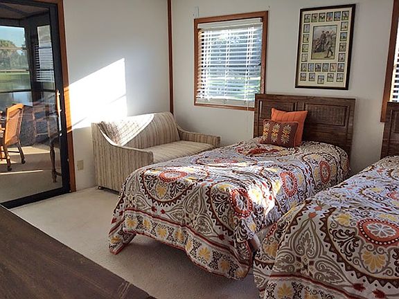 4th image of 309 San Remo Ln