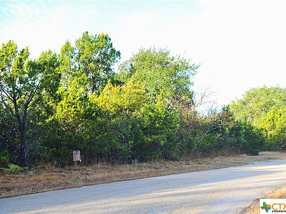 3rd image of 626 Canyon Bnd