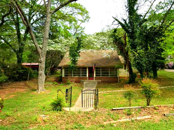 205 Athens St, Homer, GA 30547
