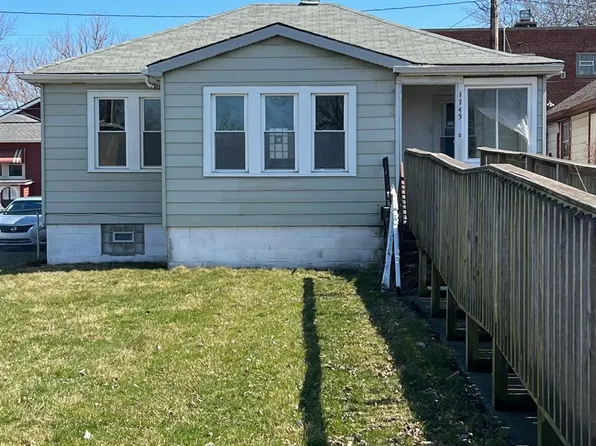 1745 Brown Ave, Whiting, IN 46394