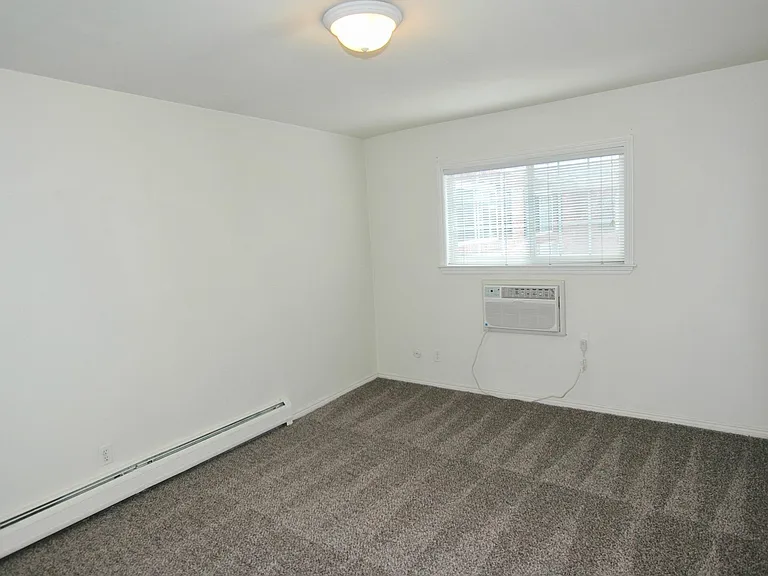 2440 Parmenter Blvd #63 — Photo 11
