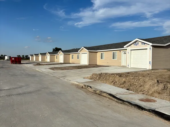 2321 W 18th St #2, North Platte, NE 69101