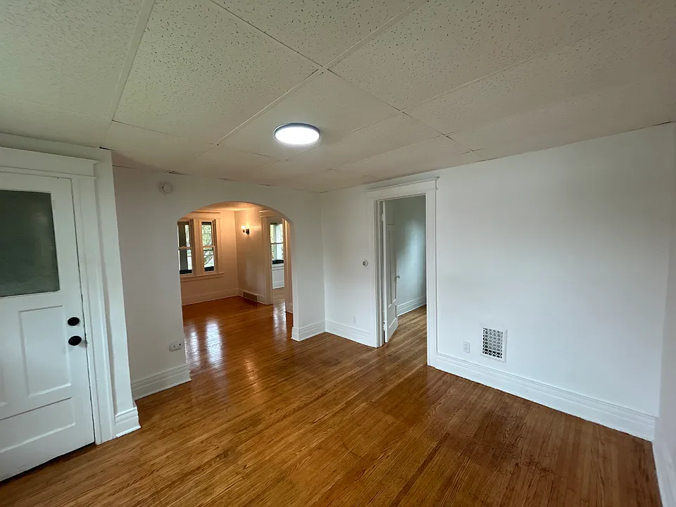 308 Wilkins St #2