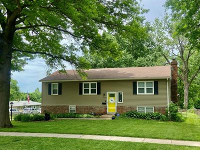 5524 Rosehill Rd, Shawnee, KS, 66216