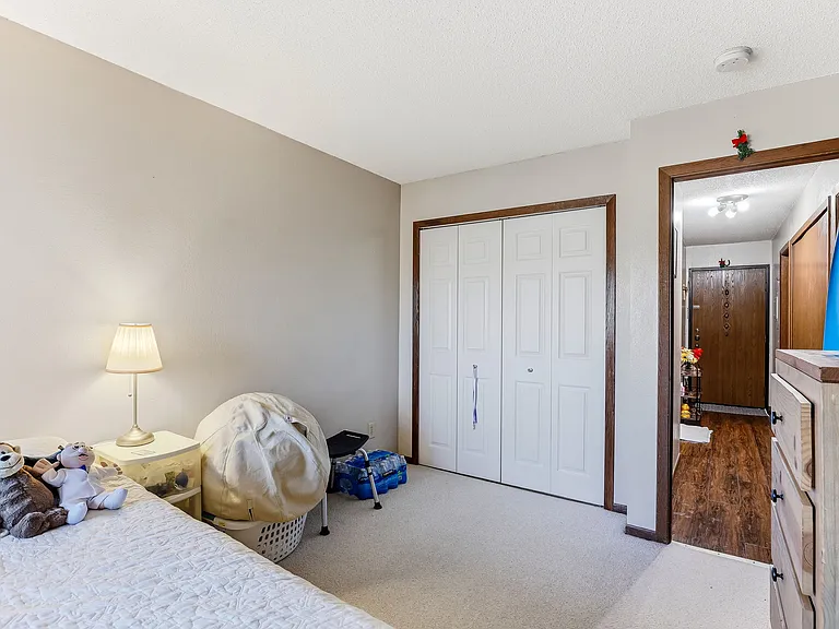 3850 Plymouth Blvd #323 — Photo 4