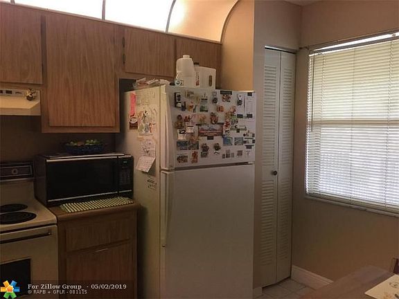 3rd image of 1290 S Military Trl APT 421