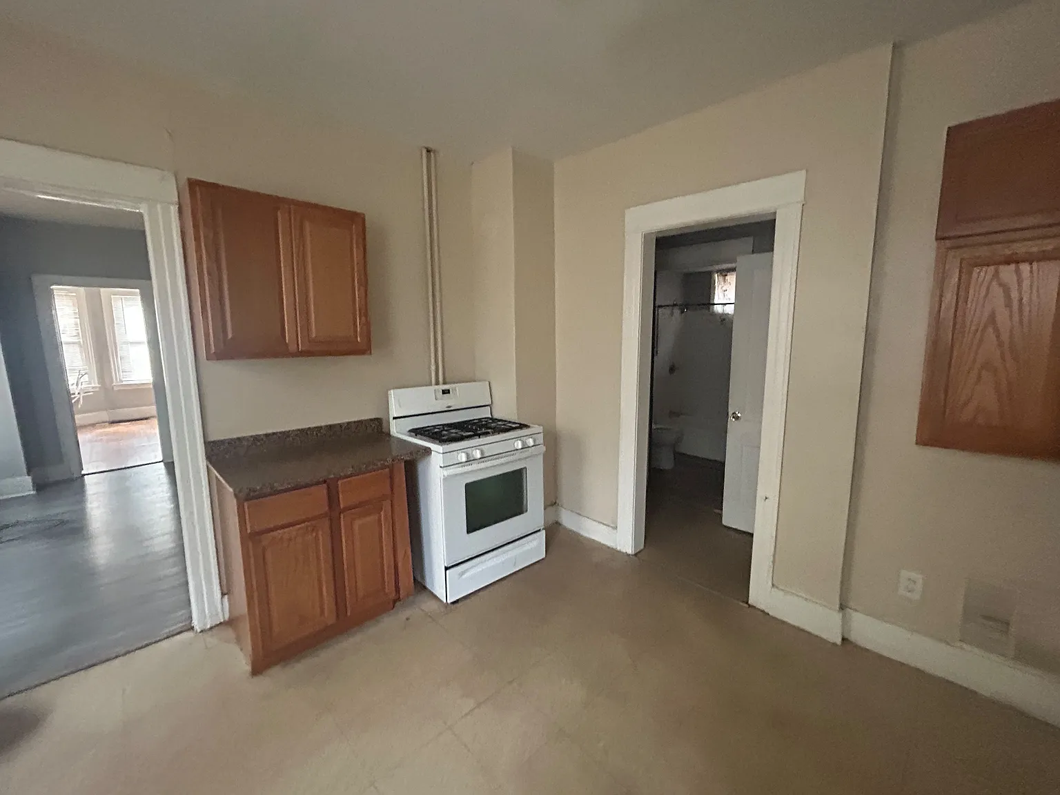 43 Hurlburt Street - 1 — Photo 4