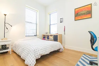 Rented by Loom Group