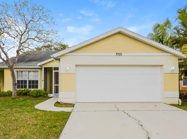 7703 33rd Ln E, Sarasota, FL 34243