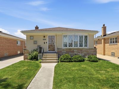 4916 N Ridgewood Ave, Norridge, IL, 60706