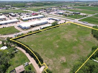 2410 N 9th St, Salina, KS 67401