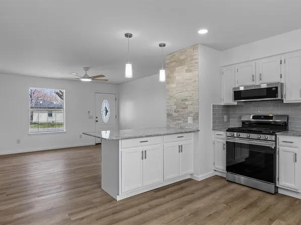 241 Southland St, Centerton, AR 72719