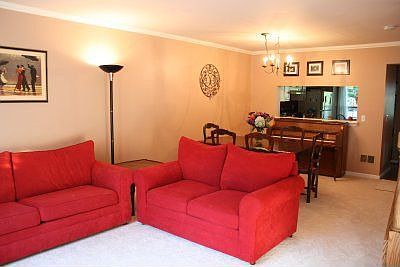 living room/dining room