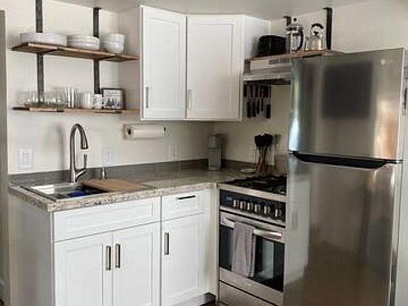 2nd image of 7680 Beach Ct