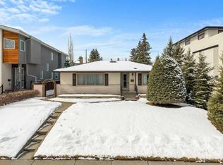635 E 36th St SW, Calgary, AB T3C1R1