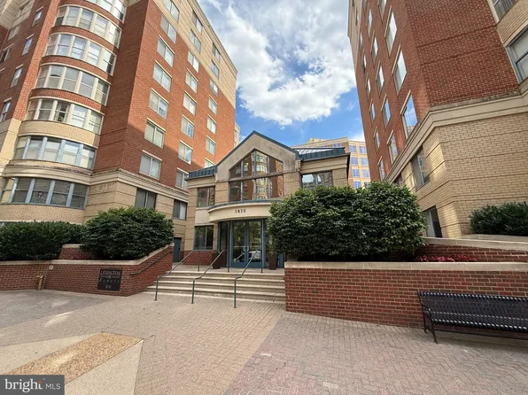 3830 9th St N APT 109W, Arlington, VA 22203