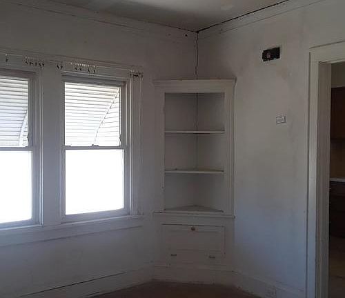 4th image of 5302 Tuxedo Ave