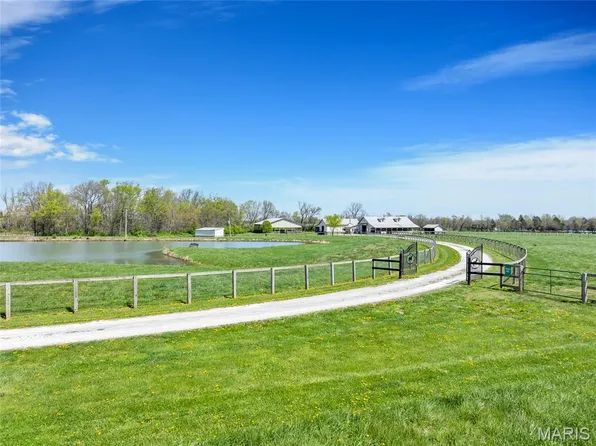 13420 Hanne Trl, Wright City, MO 63390