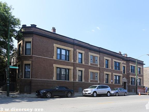 4th image of 2943 W Diversey Ave #525
