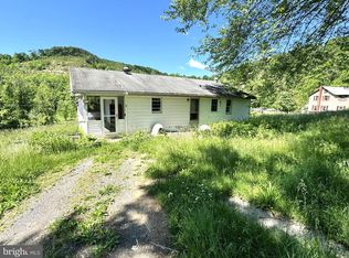 373 Strodes Run Rd, Lewistown, PA 17044