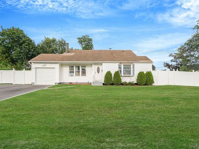 83 Chapel Hill Drive, Brentwood, NY, 11717