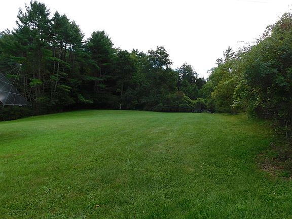 4th image of 844 Greeley Road