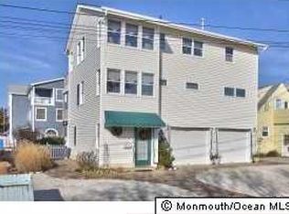 2413 Schneider Ln, Beach Haven, NJ 08008