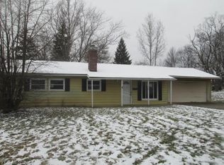 25405 Sandhurst Rd, Bedford Heights, OH