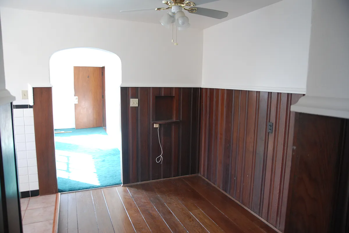 Building Photo - 2802 Temple Ave #4