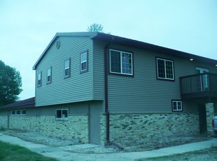 7054 County Road Ll, Cedar Grove, WI 53013