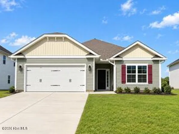 112 Calloway Drive, Wallace, NC 28466