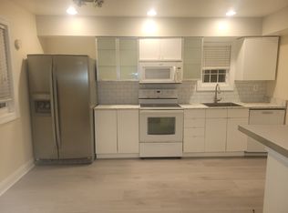 401 Corinthian Ave FLOOR 2, Essington, PA 19029