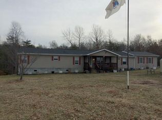 26 E Alameda Dr, Pamplin, VA 23958