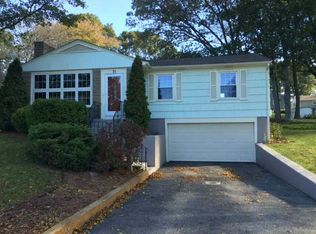 15 Kent St, Cumberland, RI 02864