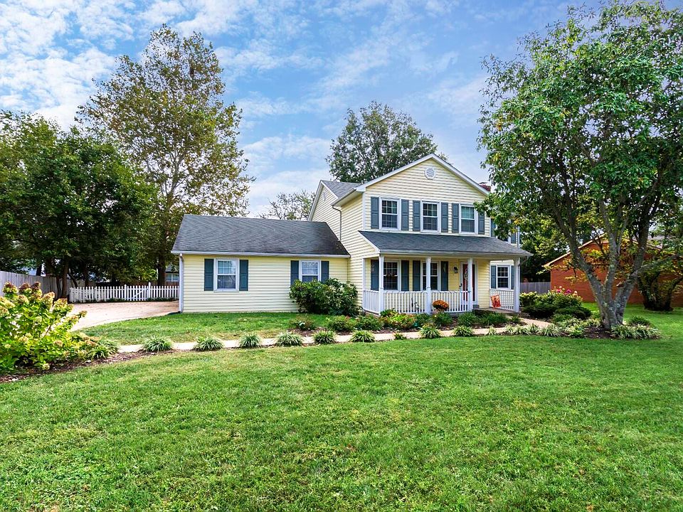 1st image of 613 Deerfield Dr