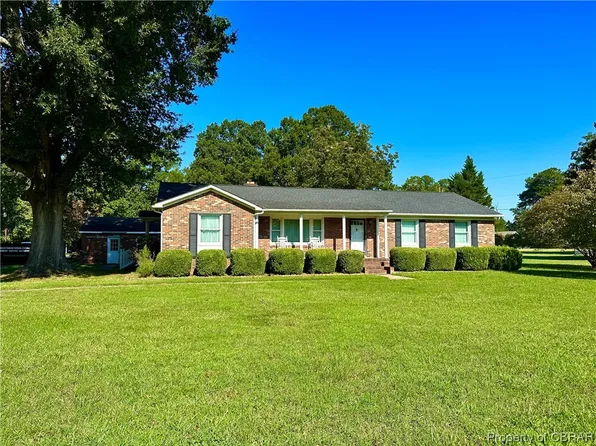 1480 E Euclid Blvd, West Point, VA 23181