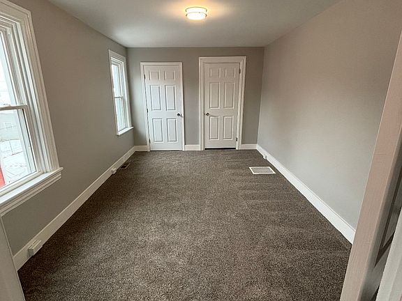 5th image of 811 N Queen St #1