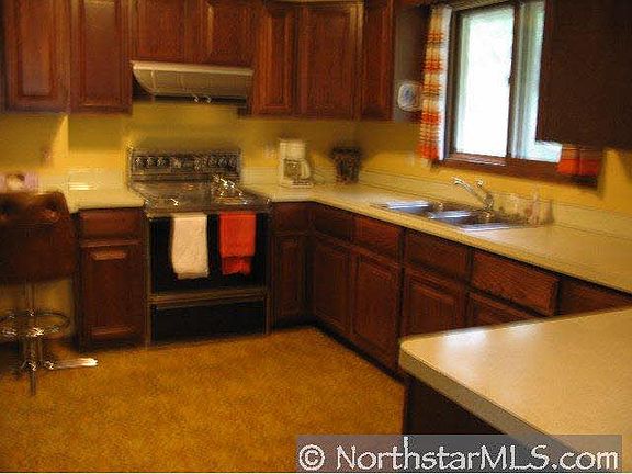 2nd image of 11324 Sunset Avenue NE